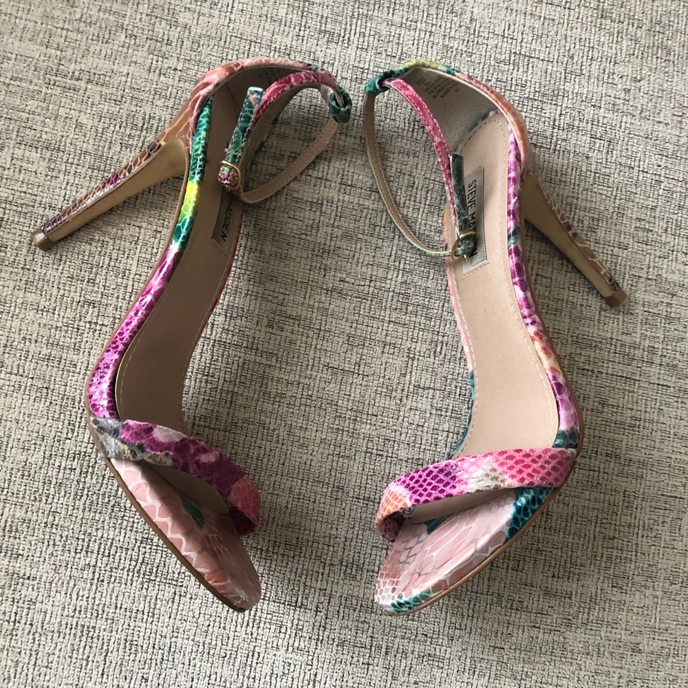Steve Madden Stacy Multicolor Snakeskin High Heel Sandal Ankle, size 8